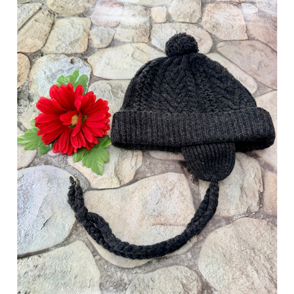 Gap Hat w/Flaps - Picture 3 of 4